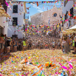 Geniet van de Fiestas van Sant Joan in Juni op Ibiza