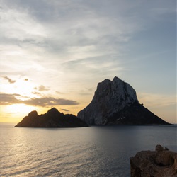 Het ervaren van schilderachtige zonsondergangen bij Es Vedra