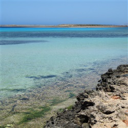 Het Ontdekken van de Ongerepte Natuur bij het Nabijgelegen Eiland van Formentera